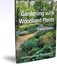 Gardening with Woodland Plants, Szerző: Karan Junker 